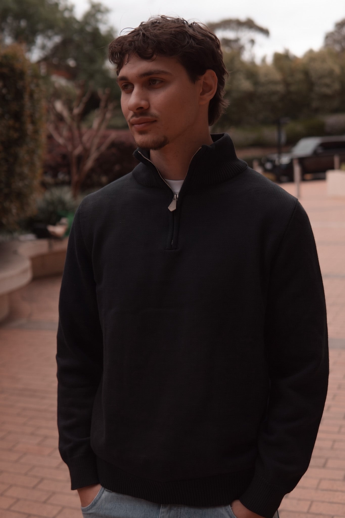 #colour_Black